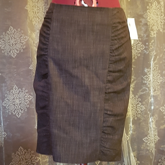 Skirt - Picture 1 of 1